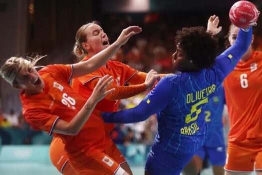 Brasil perde da Holanda no handebol e torce para não ser eliminado