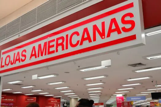 Lojas Americanas tem prejuízo de R$ 2,3 bilhões em 2023