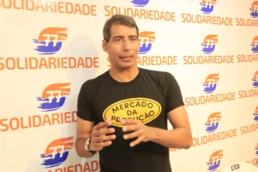 Ex-deputado Lobão diz que Maceió é governada pelo filho do rico e critica prefeito