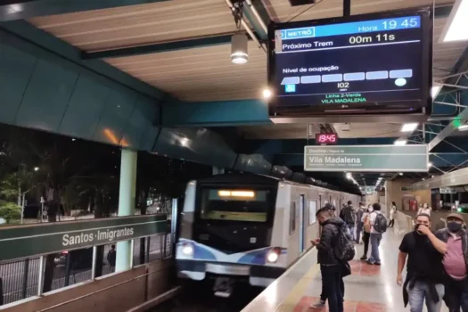 Linha 2-verde do Metrô terá velocidade reduzida neste domingo (4)