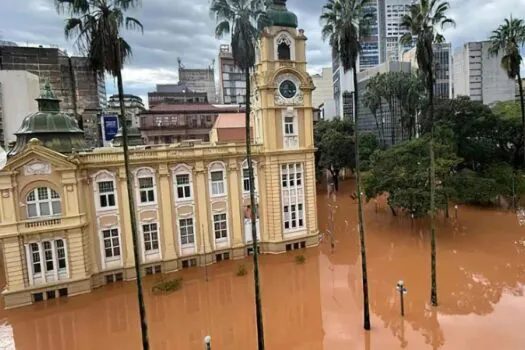 Museu de Arte do Rio Grande do Sul teve 70% do acervo prejudicado por enchente