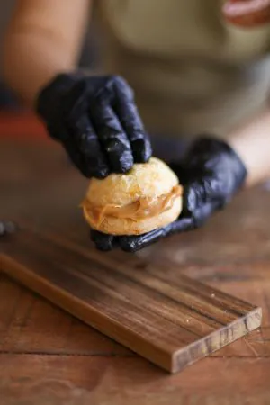 Dia do pão de queijo: conheça 7 combinações diferentes para apreciar essa iguaria