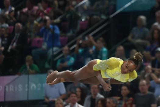 Rebeca Andrade receberá R$ 266 mil pelas duas medalhas já conquistadas em Paris