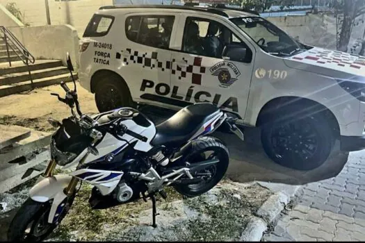 Policiais militares prendem receptador e recuperam motocicleta furtada