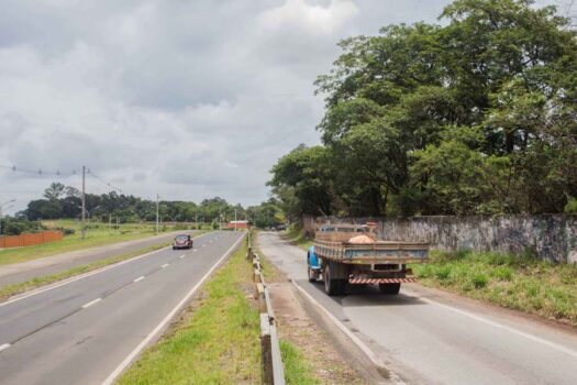 Concessão da rodovia SP-079 vai melhorar segurança e fluidez entre interior e litoral