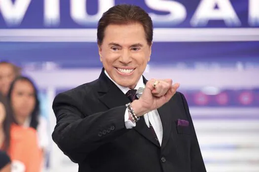 Silvio Santos faz tratamento para conter infecção