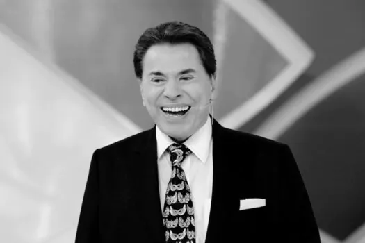 Silvio Santos, dono do SBT, morre aos 93 anos