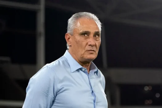 Arritmia de Tite é revertida com remédios e técnico pode ter alta no sábado