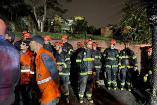 Trabalho de remoção das vítimas de acidente aéreo é encerrado em Vinhedo