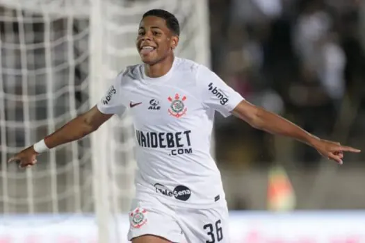 Corinthians acerta venda de Wesley para time de CR7 por R$ 110 milhões