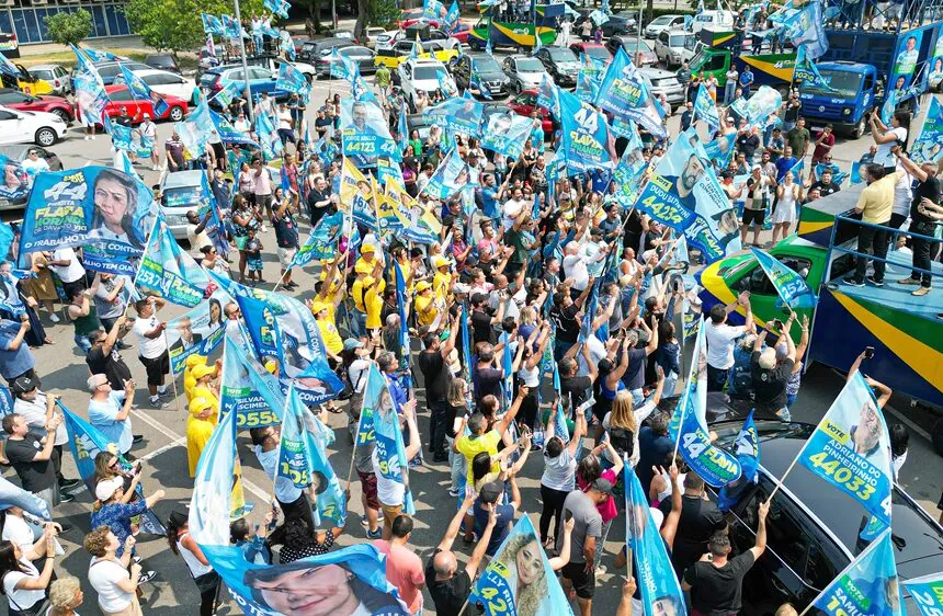 Flávia Morando lidera grande carreata e reúne multidão em São Bernardo