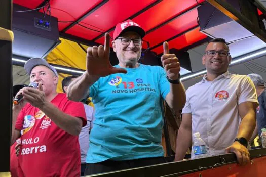 Em atividade na Vila Nogueira, Filippi destaca política habitacional