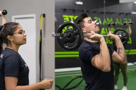 Setembro Amarelo: como a prática de exercícios físicos pode prevenir o suicídio?