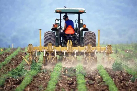 ACSP e ADVB debatem tendências e desafios do agronegócio brasileiro