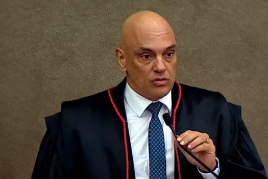 Moraes manda PF identificar e notificar quem fez ‘uso extremado’ do X no Brasil após bloqueio