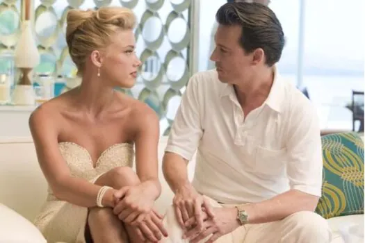 Johnny Depp relembra guerra pública com Amber Heard