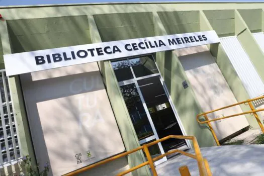 Biblioteca Cecília Meireles recebe oficina ‘Reescrita da Memória’ e sarau no próximo sábado