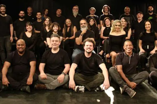 Nesta quinta tem Big Band Salada Mista no Teatro Santos Dumont