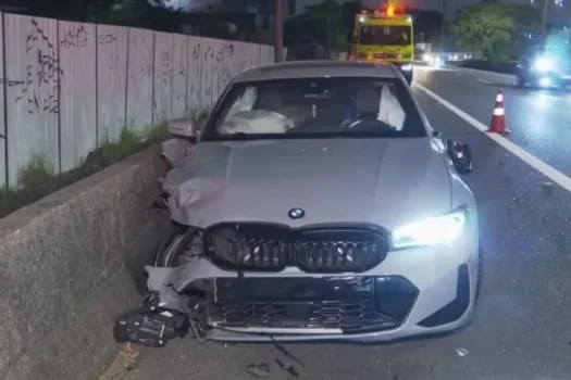 Jovem que dirigia BMW atropela e mata motociclista em São Bernardo do Campo