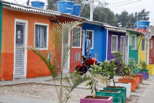 Governo de SP entrega 239 casas a moradores da Favela Marte, em São José do Rio Preto