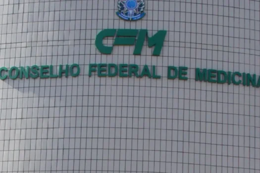 CFM: médicos terão que declarar vínculos com farmacêuticas e empresas