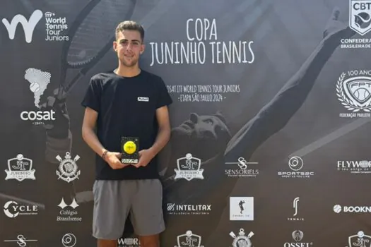 Stephan Noale é campeão do ITF J60 de São Paulo