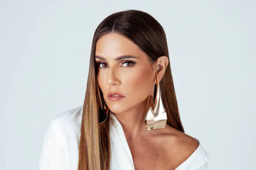 Após 29 anos na emissora, Deborah Secco não renova contrato fixo com a Globo