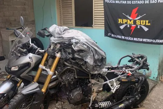 Polícia Militar desmantela desmanche de motocicletas na Zona Sul de SP