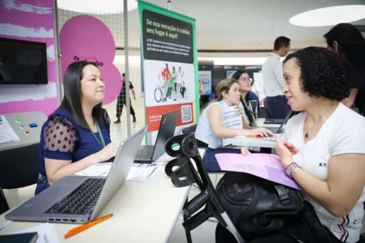 Evento de emprego para pessoas com deficiência reúne mais de 1.200 pessoas em SP