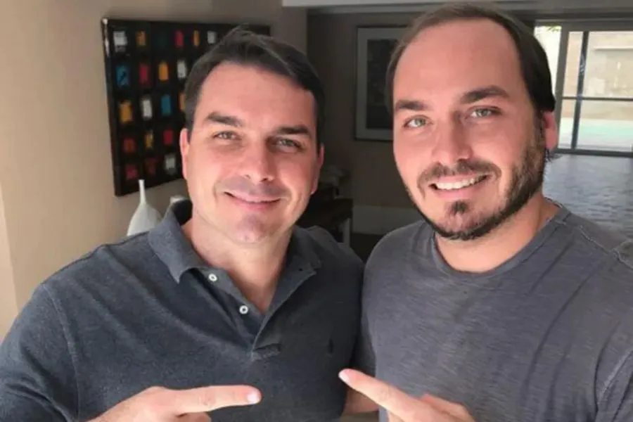 flavio-e-carlos-bolsonaro