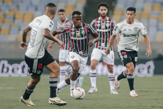 Fluminense faz no fim e vence Atlético-MG na ida com Ed Sheeran na torcida