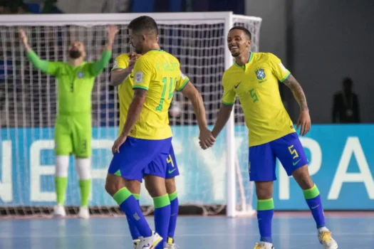 Futsal: Brasil goleia Costa Rica e chega às quartas da Copa do Mundo