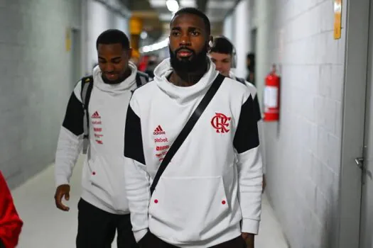 ‘Perdemos a classificação em casa’, diz Gerson após eliminação do Flamengo