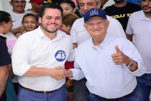 Gilvan assume compromisso de criar Complexo de Proteção Animal ao lado do Parque Central