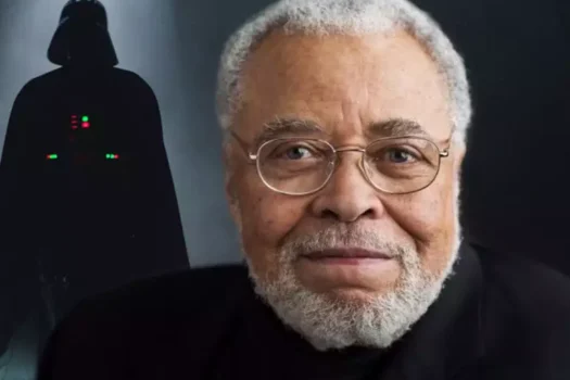 Morre James Earl Jones, ator de vozes como Mufasa e Darth Vader, aos 93 anos