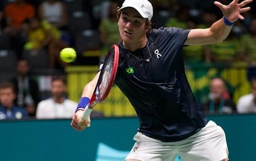 João Fonseca enfrenta Jan-Lennard Struff nas oitavas do Challenger de Phoenix