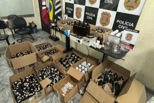 Polícia Civil encontra laboratório clandestino com mais de 4 mil anabolizantes em SP