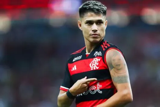 Luiz Araújo tem lesão confirmada no Flamengo e vai passar por cirurgia