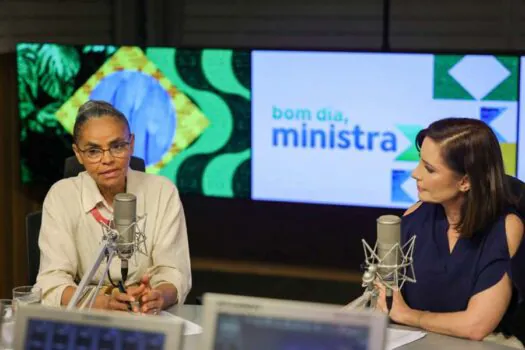 Marina Silva detalha ações de prevenção e enfrentamento a incêndios em entrevista