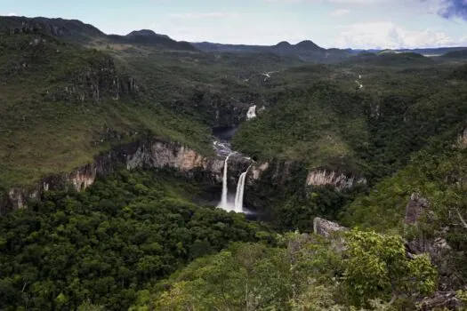 Parque da Chapada dos Veadeiros é fechado por conta de incêndio