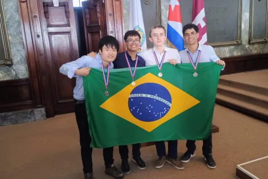 Estudantes brasileiros conquistam medalhas na Olimpíada Iberoamericana de Biologia