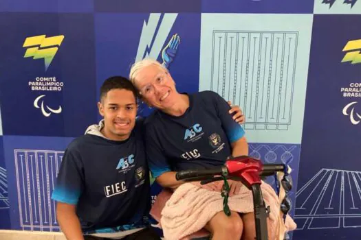 Mãe e filho trilham parceria de sucesso nos Jogos Paralímpicos de SP com 8 medalhas de ouro