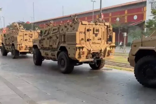 Militar que operou drone lança-granadas para traficante é preso no Rio