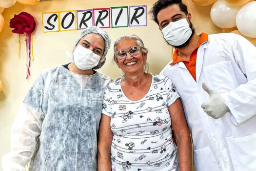 São Bernardo beneficia 2.100 pacientes com próteses dentárias