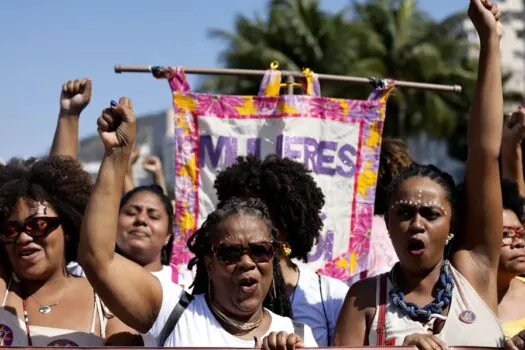 Currículos escolares vão destacar feitos das mulheres para a sociedade