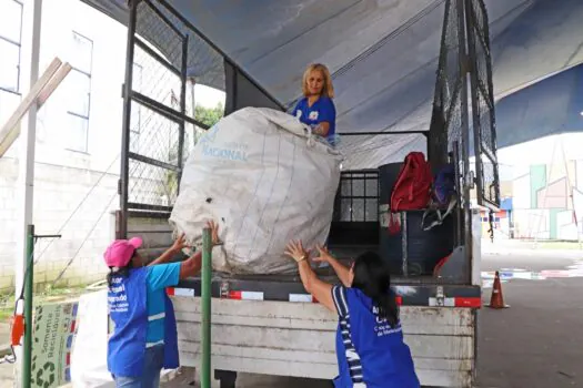 Ribeirão Pires recicla 1 tonelada de garrafas PET em oito edições de projeto socioambiental