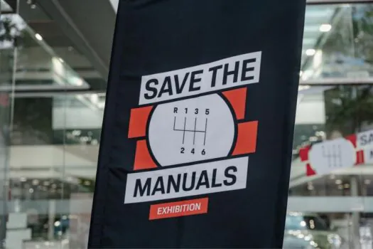 “Save The Manuals”: exposição celebra Porsches esportivos com câmbio manual na Stuttgart