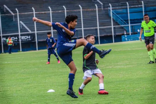 Sub-11 e Sub-12 do Azulão vencem Aster de Itaquaquecetuba