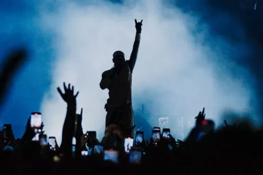 Travis Scott canta a mesma música cinco vezes no Rock in Rio