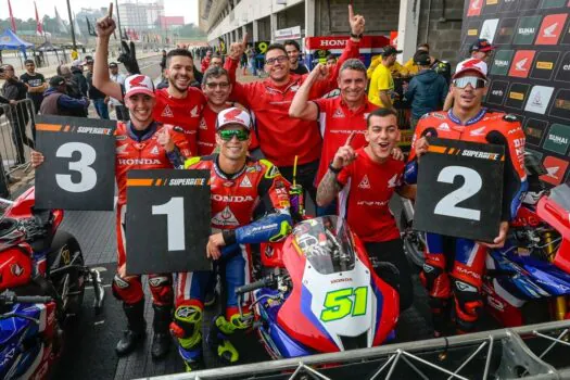 Honda Racing domina primeira fila do SuperBike Brasil em Cascavel